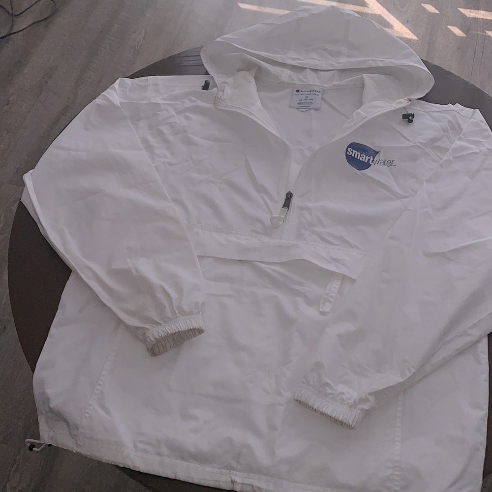 Champion / SmartWater WindBreaker